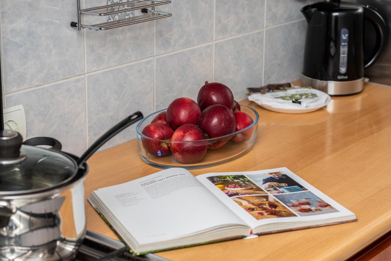 Family Apartment With Balcony In Gdynia By Noclegi Renters エクステリア 写真