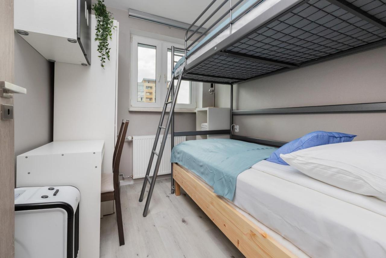 Family Apartment With Balcony In Gdynia By Noclegi Renters エクステリア 写真