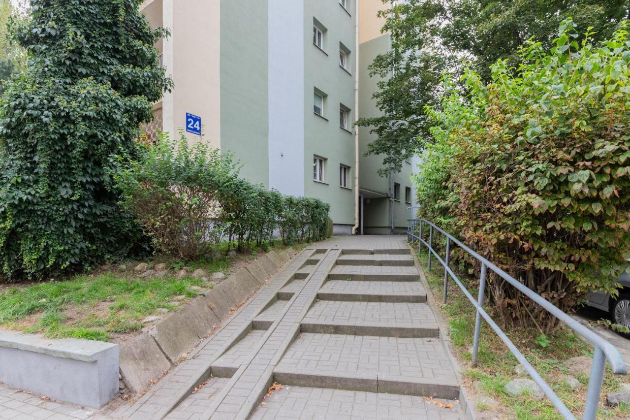 Family Apartment With Balcony In Gdynia By Noclegi Renters エクステリア 写真