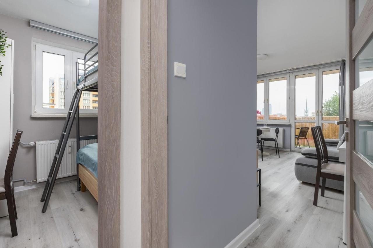 Family Apartment With Balcony In Gdynia By Noclegi Renters エクステリア 写真