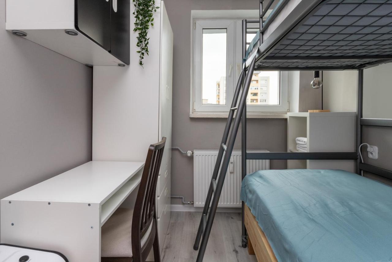 Family Apartment With Balcony In Gdynia By Noclegi Renters エクステリア 写真
