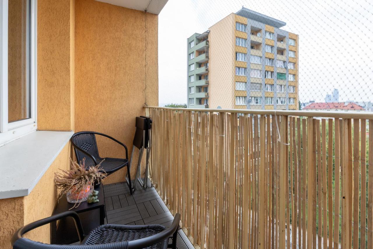 Family Apartment With Balcony In Gdynia By Noclegi Renters エクステリア 写真